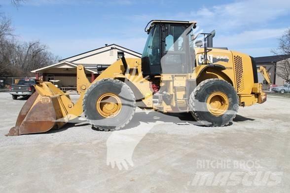 CAT 950M Naudoti ratiniai krautuvai