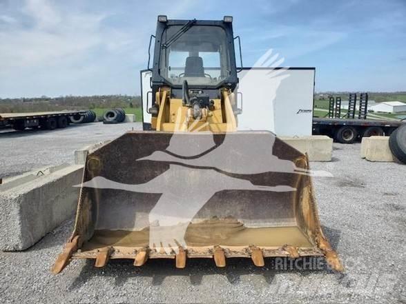 CAT 953C Vikšriniai krautuvai