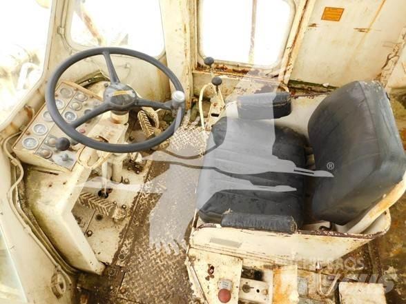 CAT 988 Naudoti ratiniai krautuvai