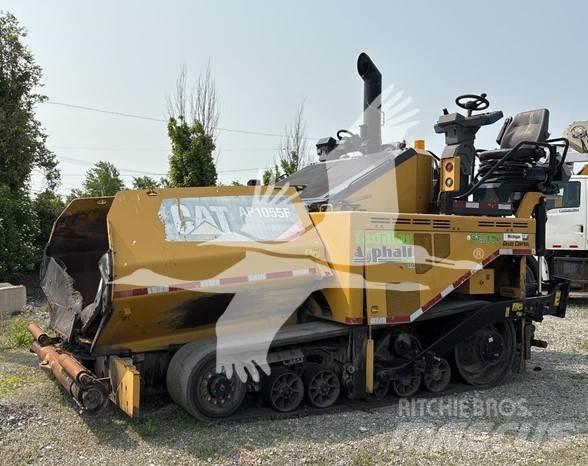 CAT AP-1055F Asfalto klotuvai