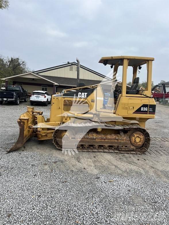 CAT D3G XL Vikšriniai buldozeriai