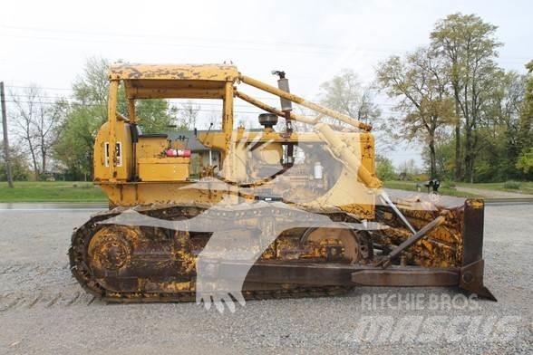 CAT D6C Vikšriniai buldozeriai