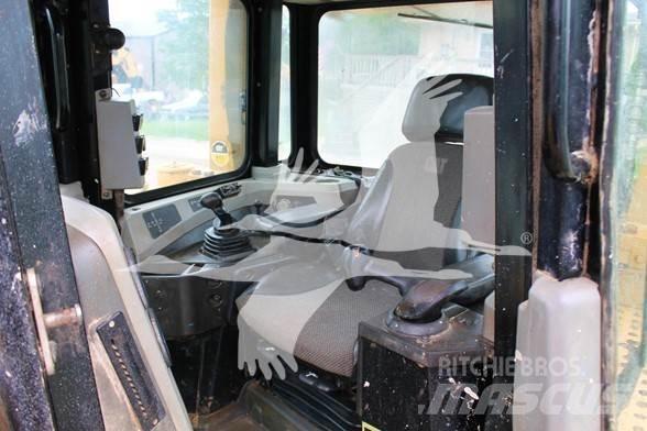 CAT D6T Vikšriniai buldozeriai