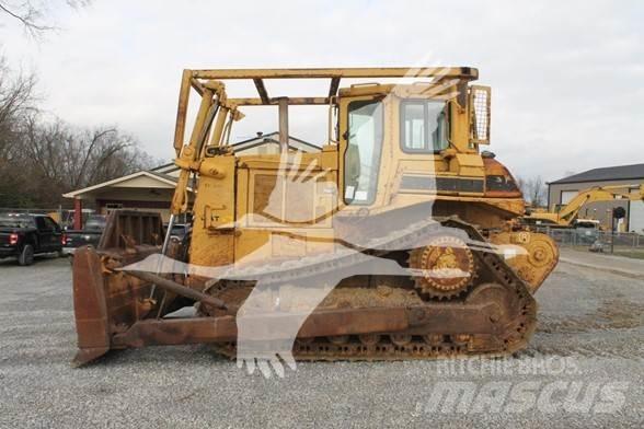 CAT D7H Vikšriniai buldozeriai