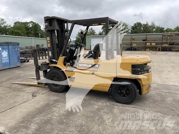 CAT DP50 Dyzeliniai krautuvai