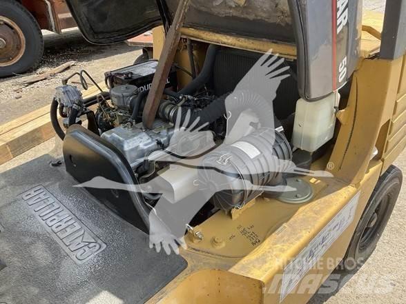 CAT GP25 Dyzeliniai krautuvai