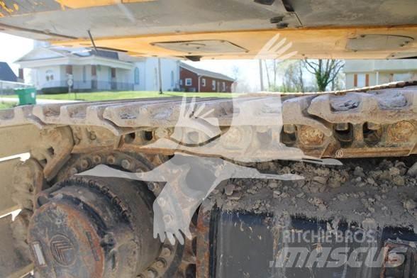 JCB JS300 Vikšriniai ekskavatoriai