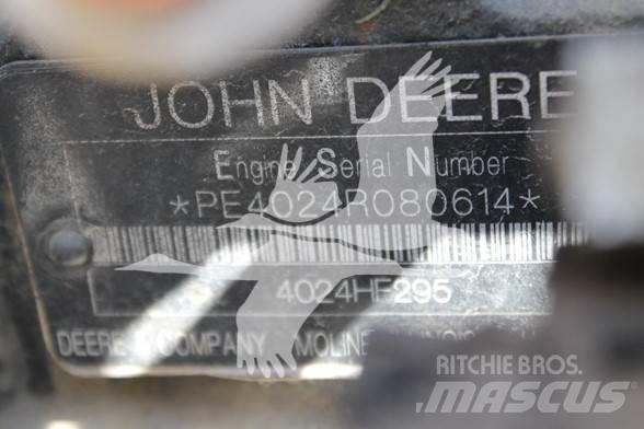 John Deere  Varikliai