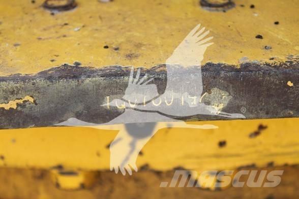 Kobelco SK210 Vikšriniai ekskavatoriai