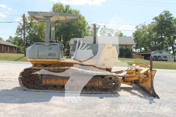 Komatsu D41P-6 Vikšriniai buldozeriai