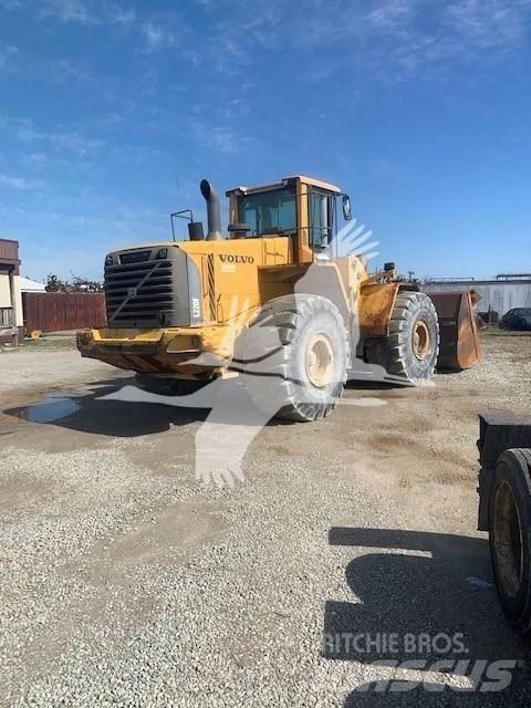 Volvo L220F Naudoti ratiniai krautuvai