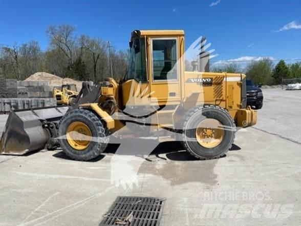 Volvo L50D Naudoti ratiniai krautuvai