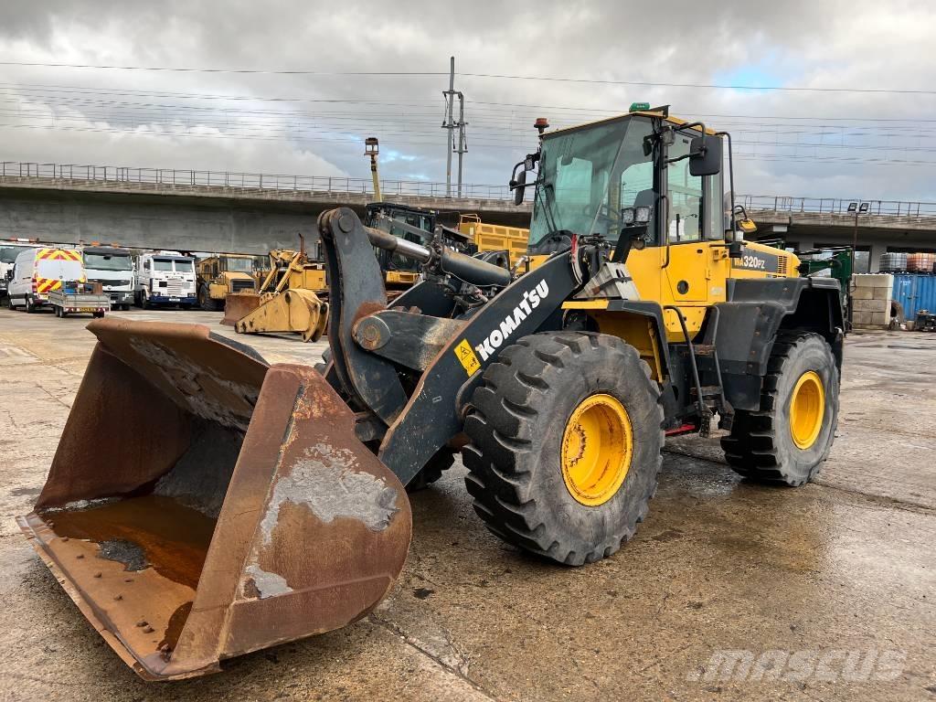Komatsu WA320PZ-6 Naudoti ratiniai krautuvai