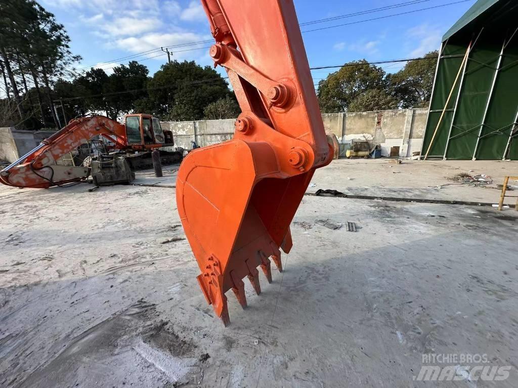 Hitachi ZX 200 Mini ekskavatoriai < 7 t