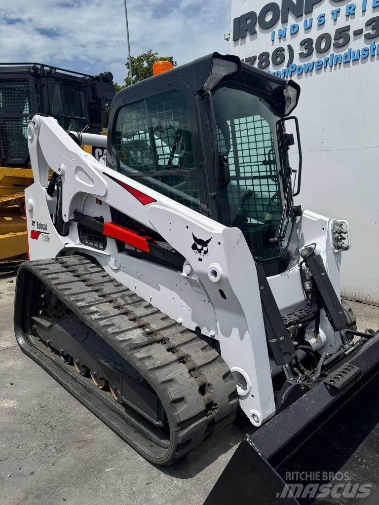 Bobcat T 740 Krautuvai su šoniniu pasukimu