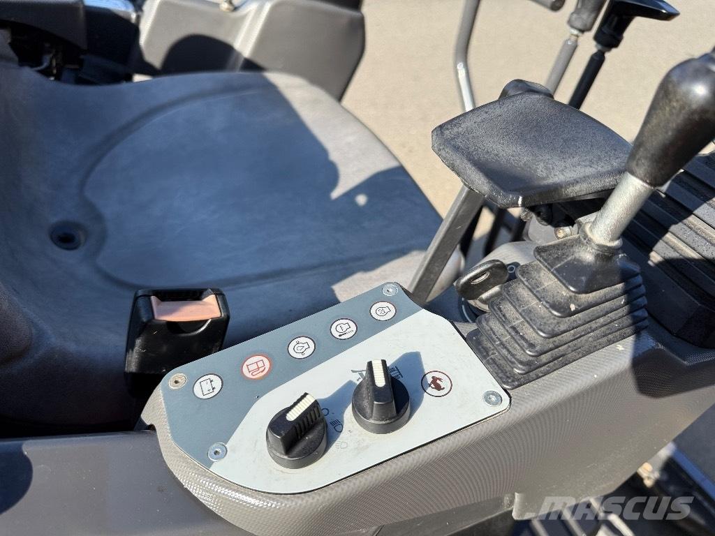 CASE CX 12 D Mini ekskavatoriai < 7 t