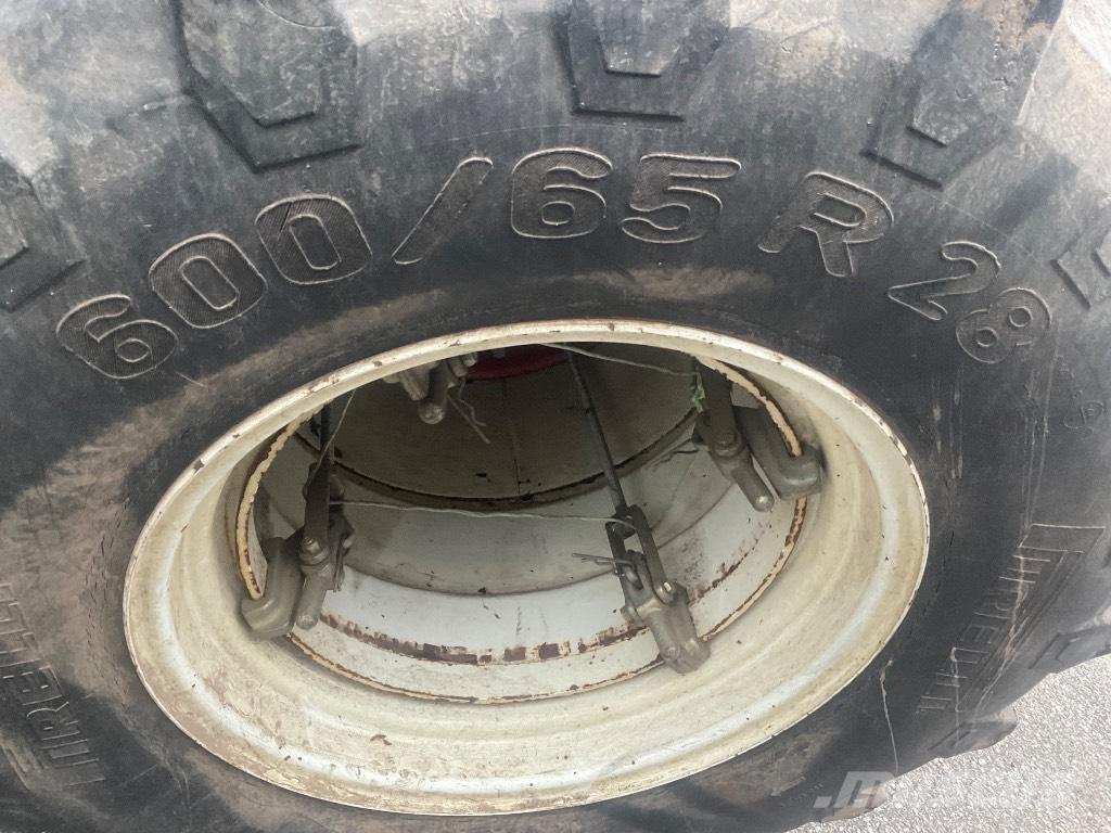 CLAAS Atles 946 RZ Traktoriai