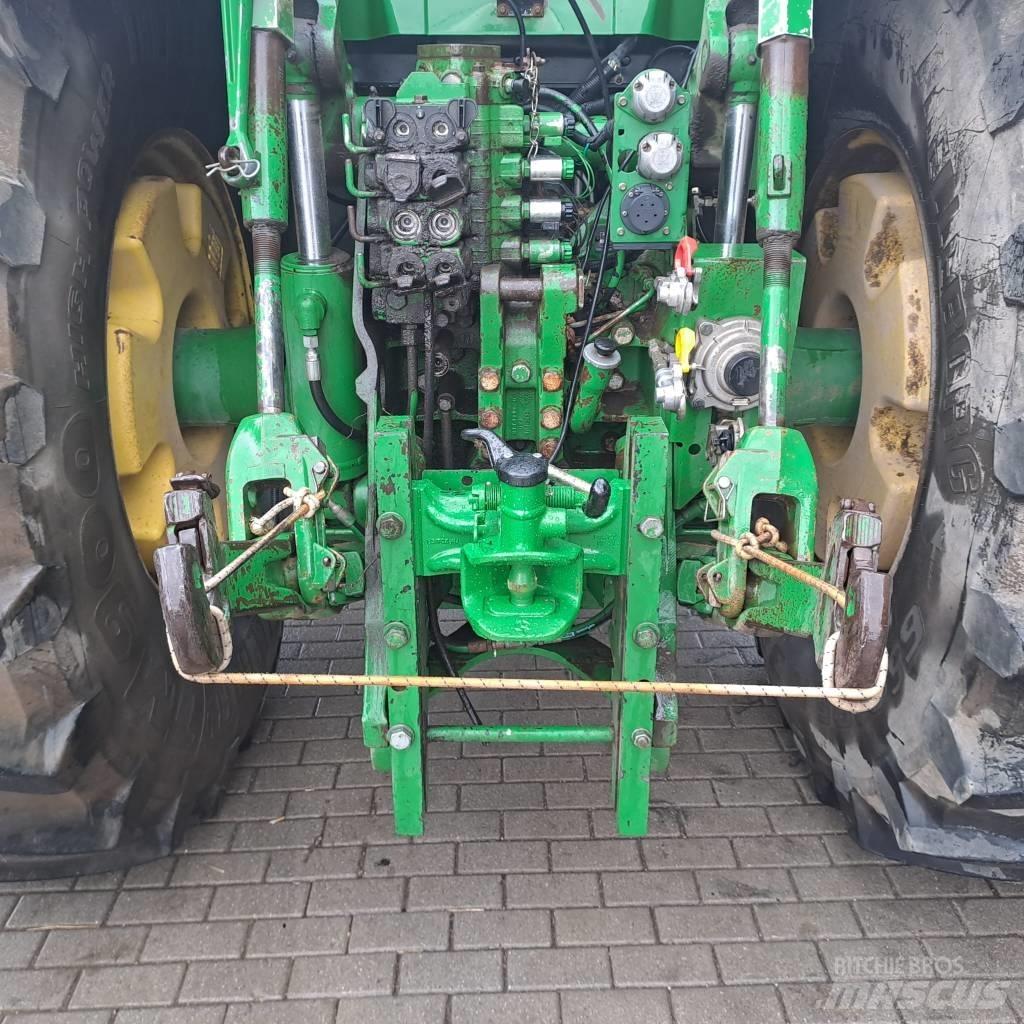 John Deere 8420 Traktoriai
