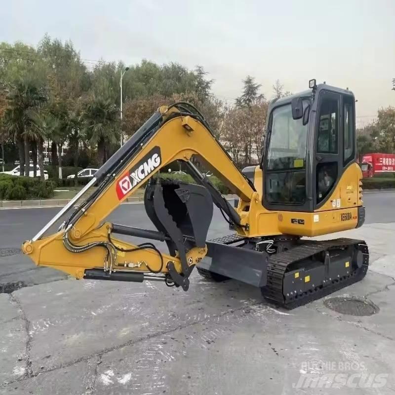 XCMG XE 60 DA Vikšriniai ekskavatoriai