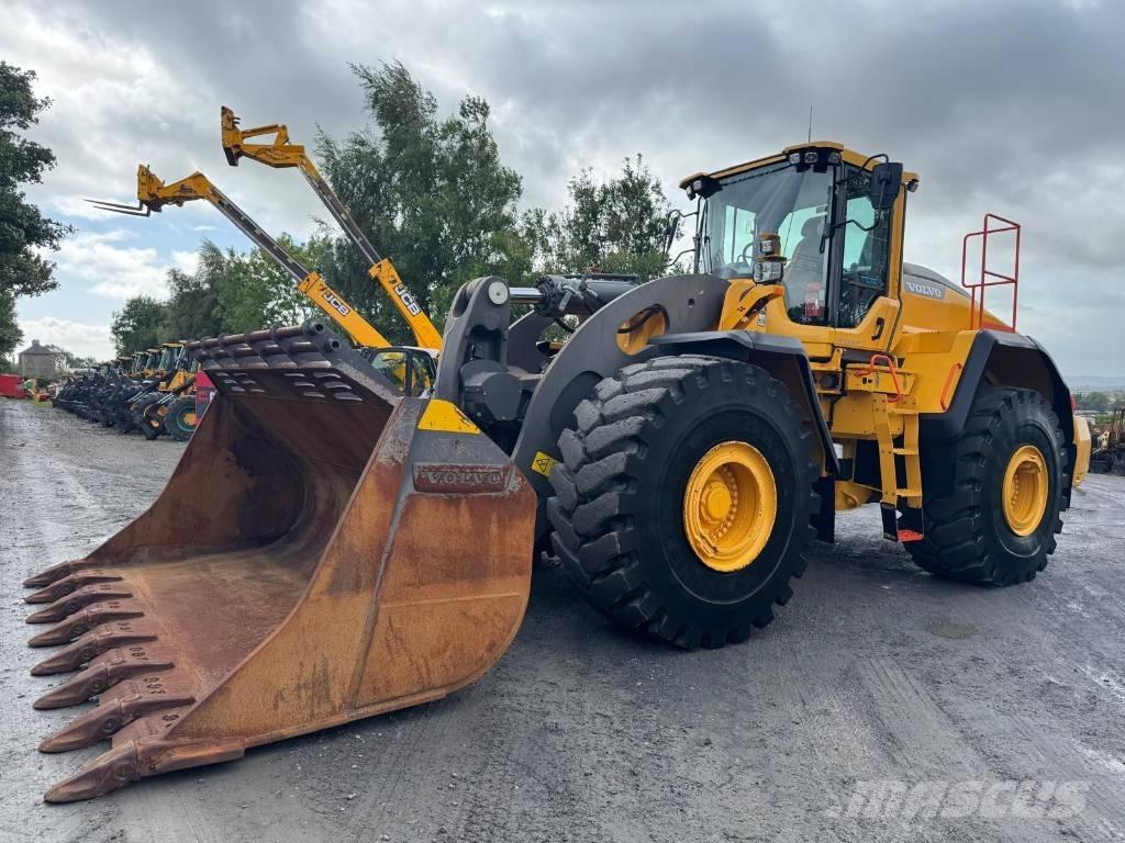 Volvo L 260 H Naudoti ratiniai krautuvai