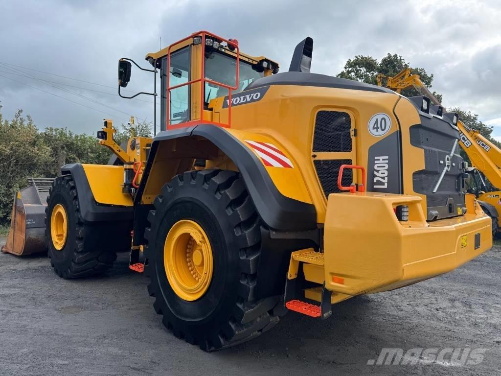 Volvo L 260 H Naudoti ratiniai krautuvai