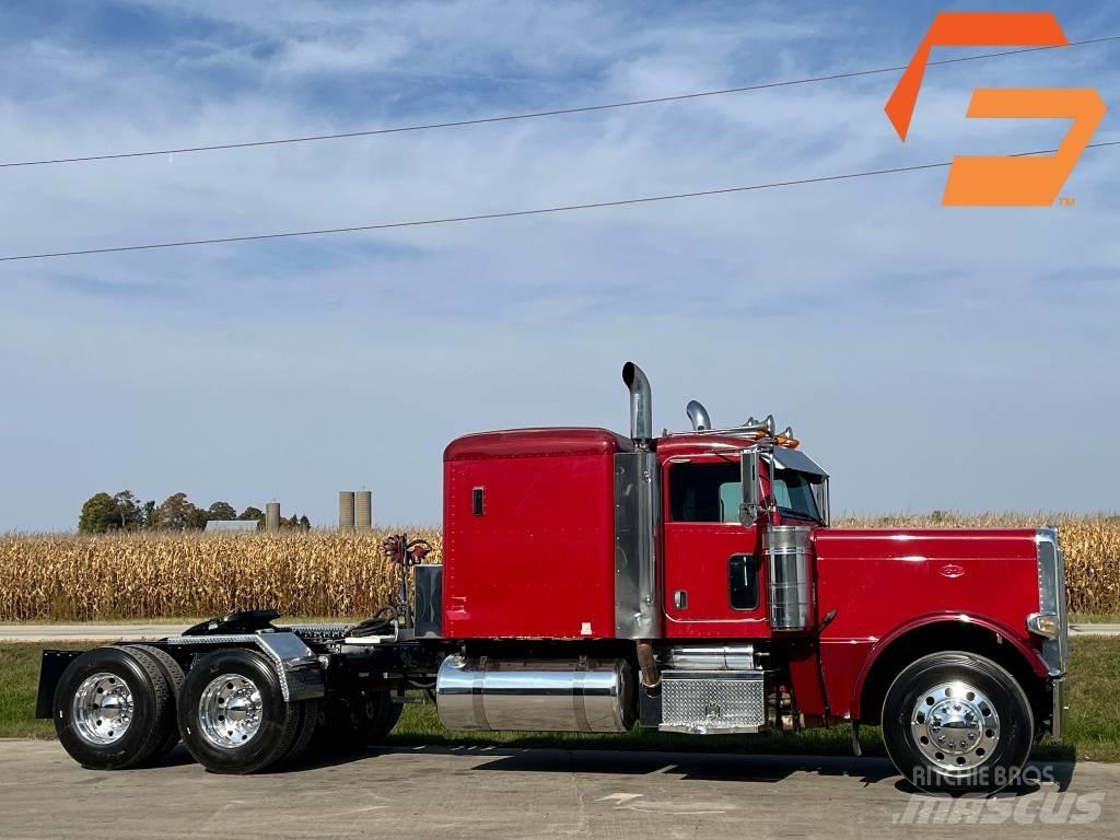 Peterbilt 389 Naudoti vilkikai