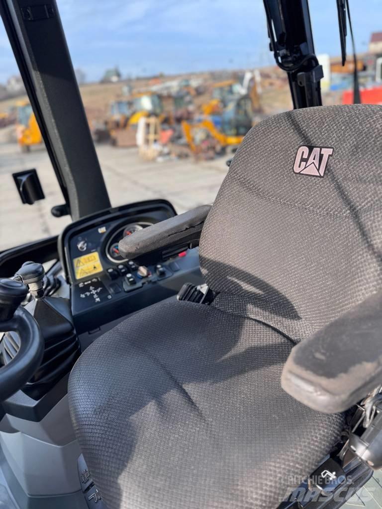 CAT 428 E Ekskavatoriniai krautuvai