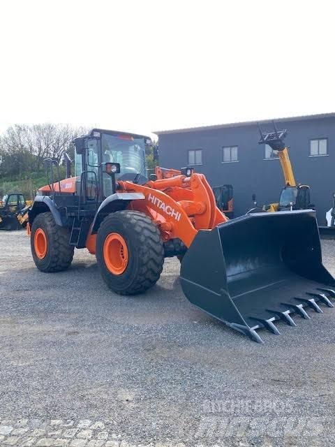 Hitachi ZW 220 Naudoti ratiniai krautuvai