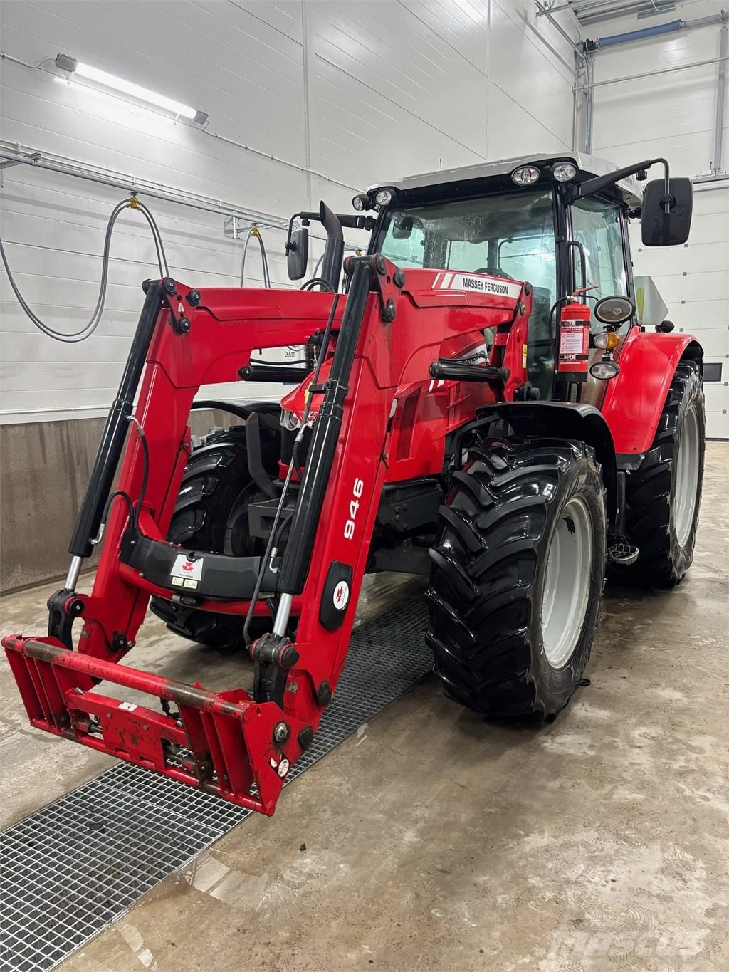Massey Ferguson 5610 Traktoriai