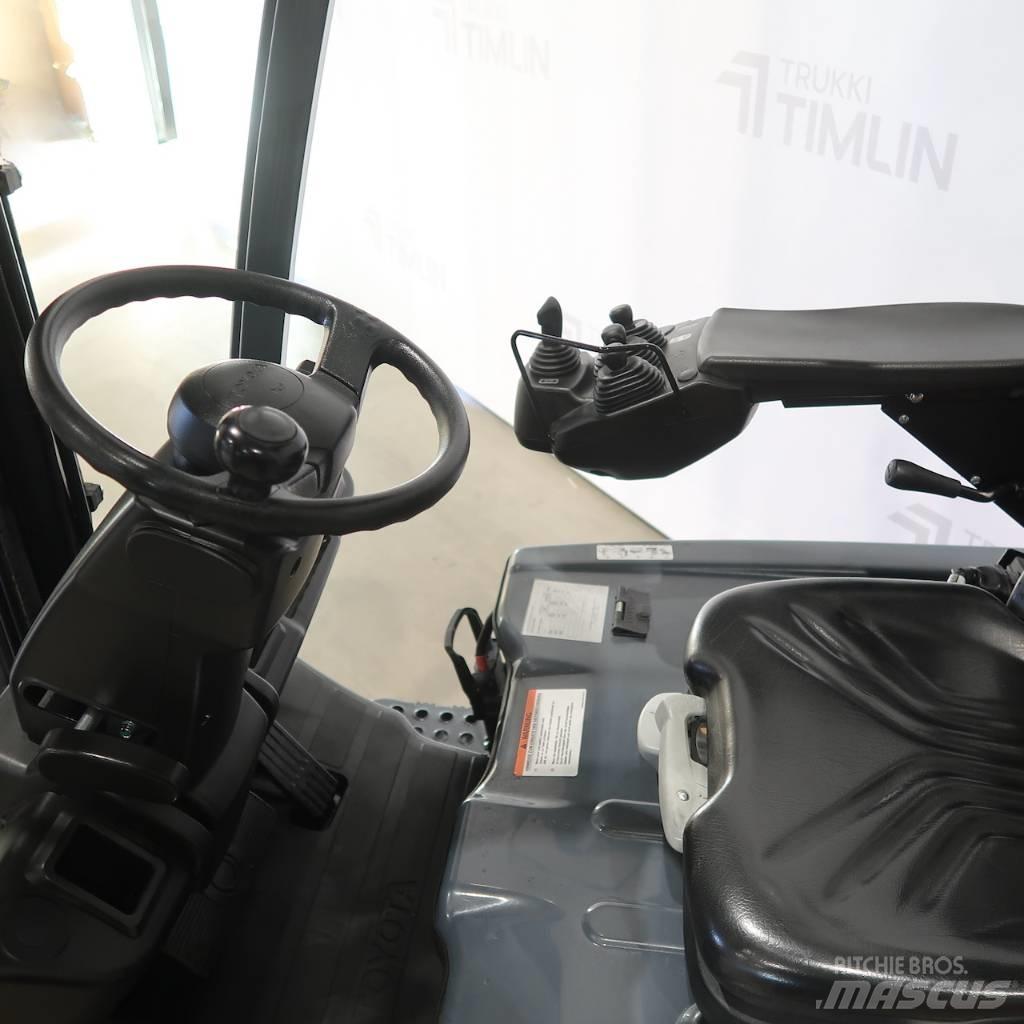 Toyota 8FBEK16T Elektriniai šakiniai krautuvai
