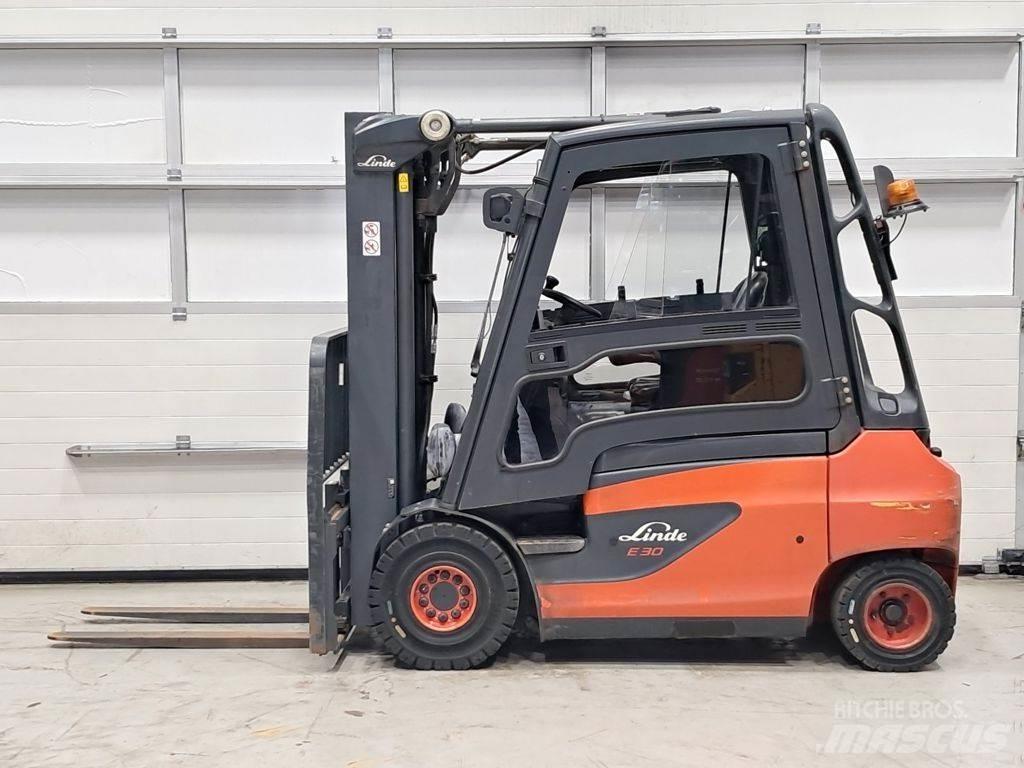 Linde E30-01 Elektriniai šakiniai krautuvai