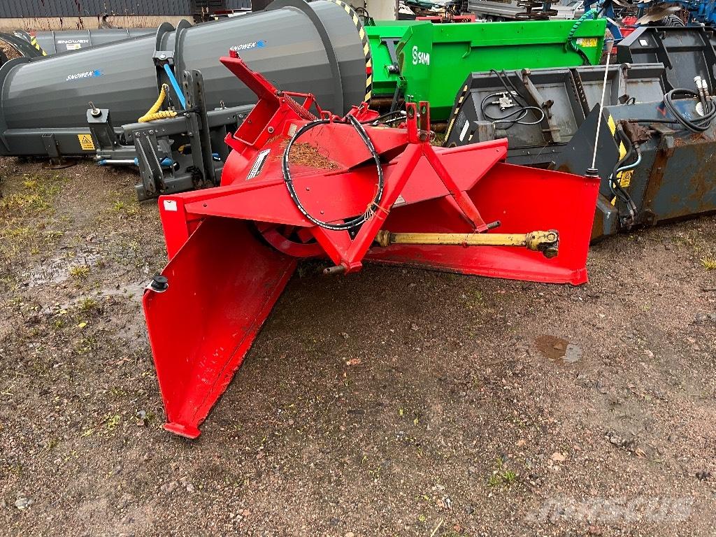 Esko 225 Sniego pūstuvai