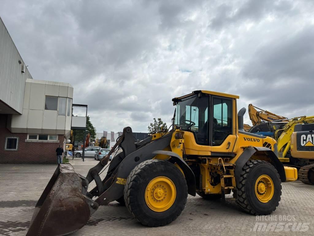 Volvo L 70 F Naudoti ratiniai krautuvai