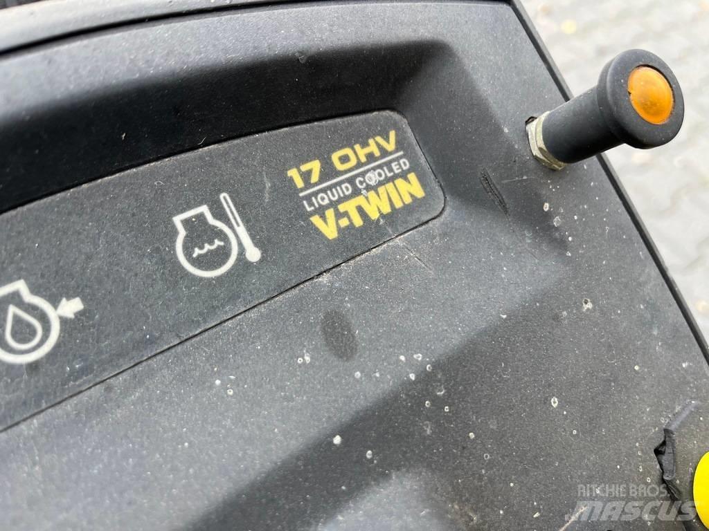 John Deere LX 188 Sodo traktoriukai-vejapjovės