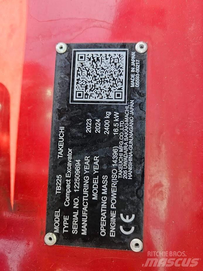 Takeuchi TB225 V0 Mini ekskavatoriai < 7 t