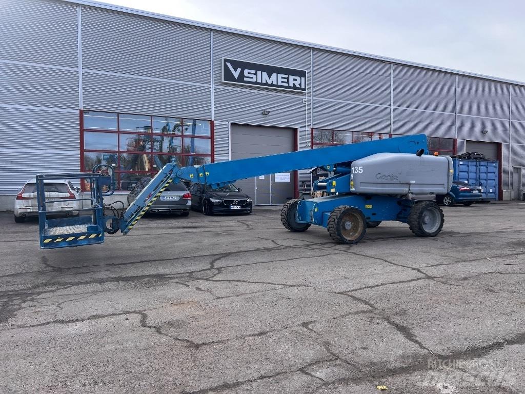 Genie s 65 Alkūniniai keltuvai