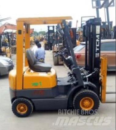 TCM FG15N18T Visureigiai krautuvai