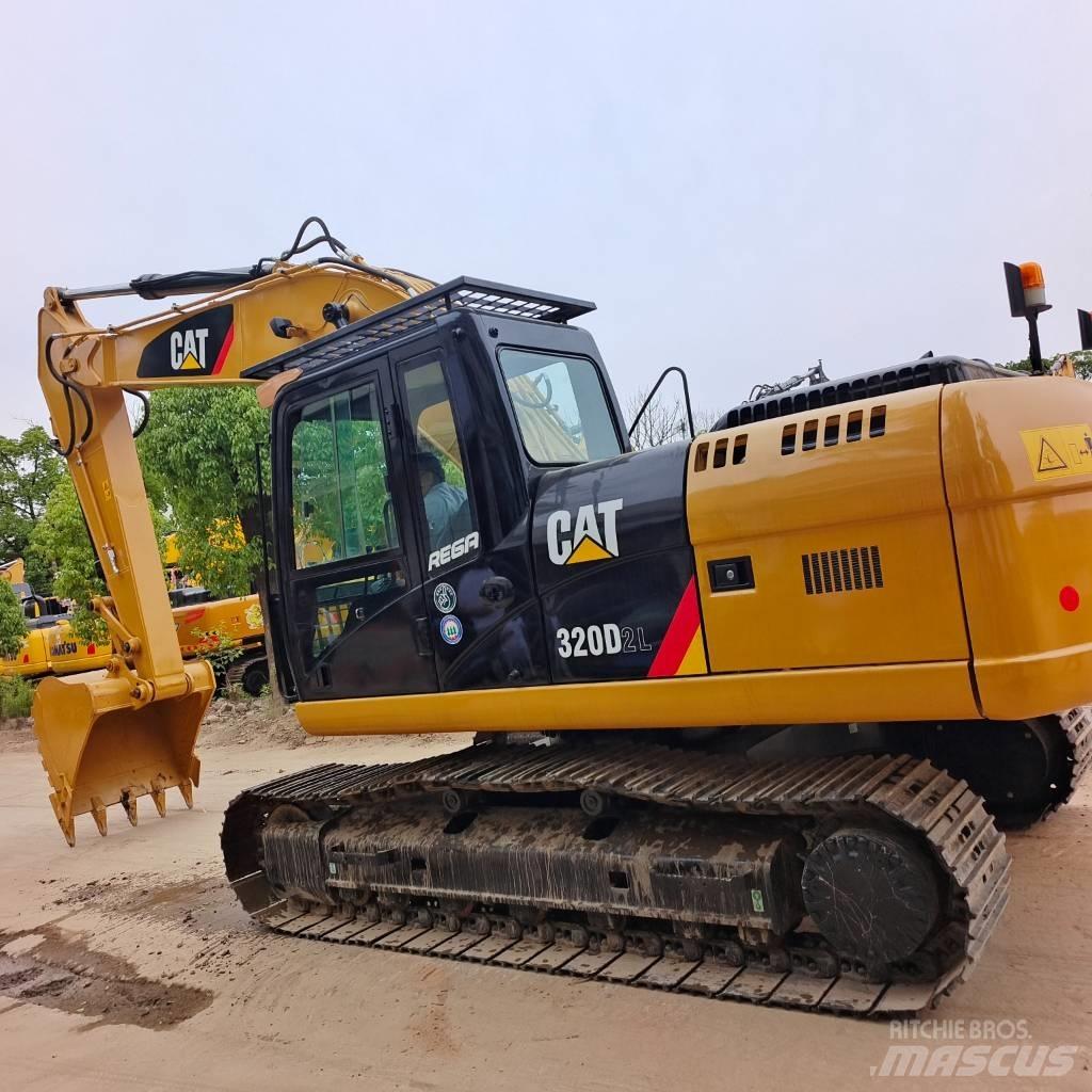 CAT 320 D2L Vikšriniai ekskavatoriai