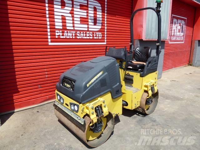 Bomag BW 100 AD M-5 Porinių būgnų volai