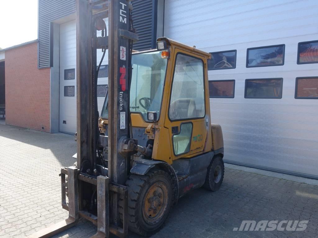 TCM FD 30 Z5 Dyzeliniai krautuvai