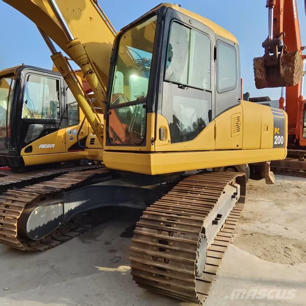 Komatsu PC 200-7 Vikšriniai ekskavatoriai