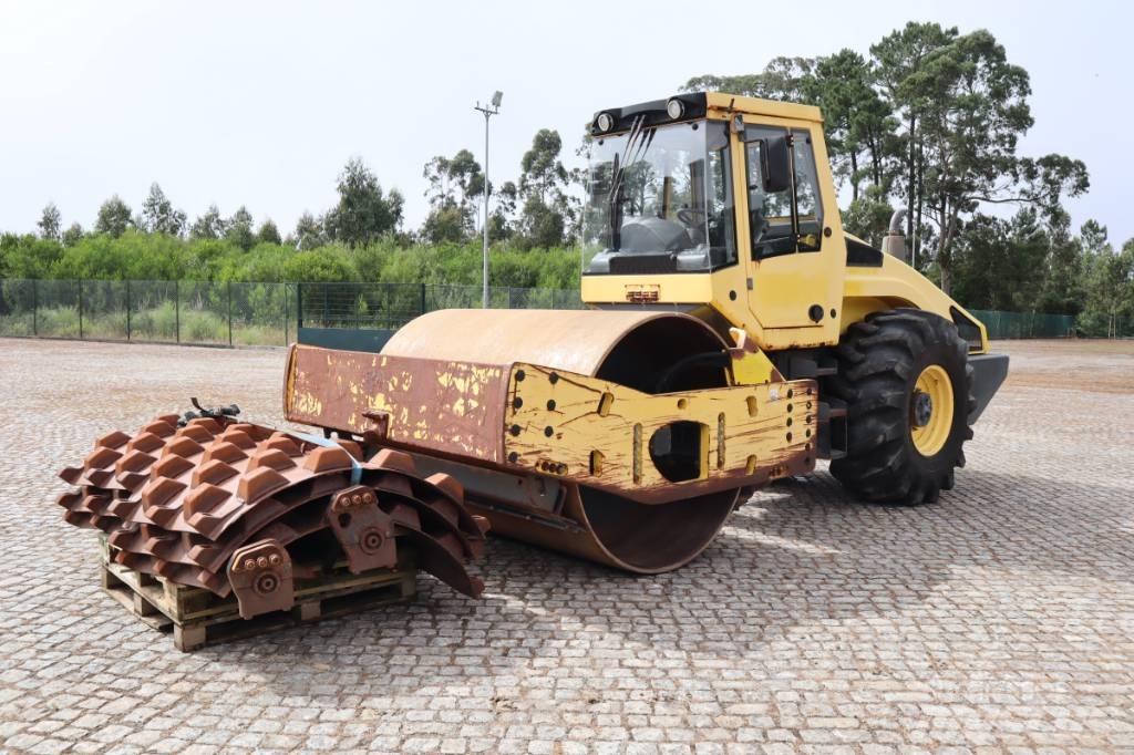 Bomag BW 216 D-4 Gruntiniai volai