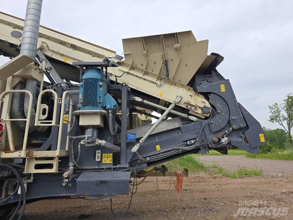 Metso LT 330D Mobilūs smulkintuvai