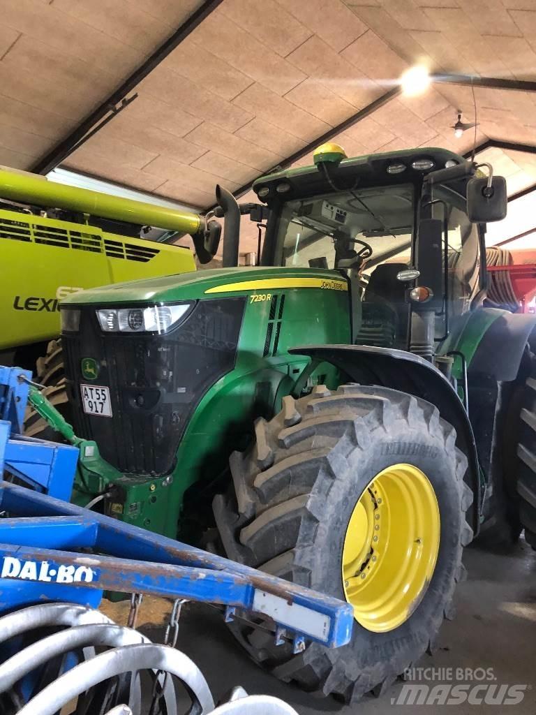 John Deere 7230 R Traktoriai