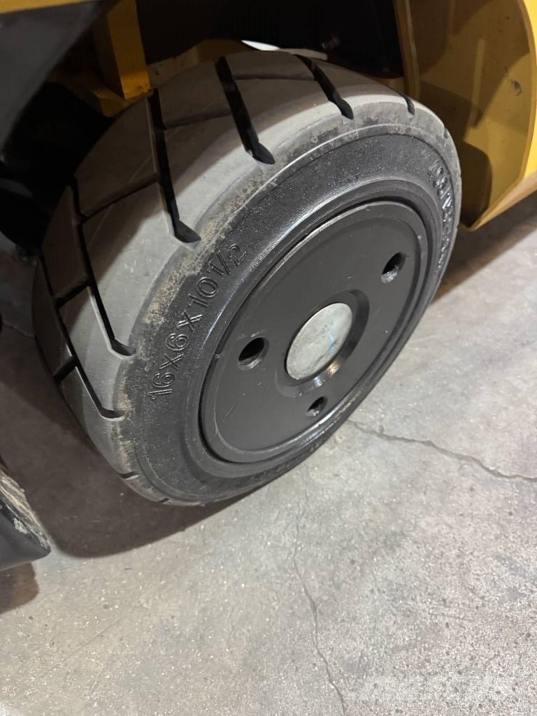 CAT 2C 5000 Šakiniai krautuvai - Kita