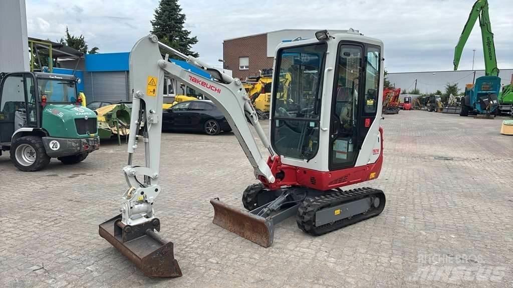 Takeuchi TB216 A Mini ekskavatoriai < 7 t