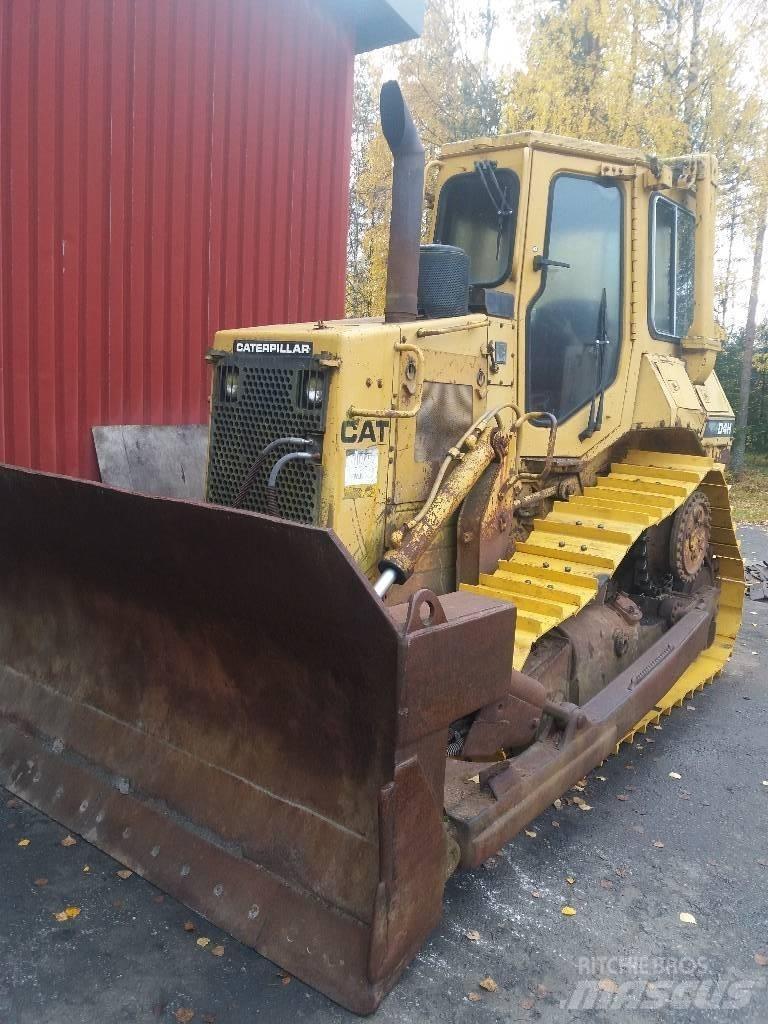 CAT D 4 H Vikšriniai buldozeriai