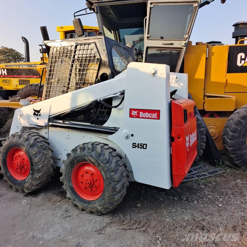 Bobcat S 450 Krautuvai su šoniniu pasukimu