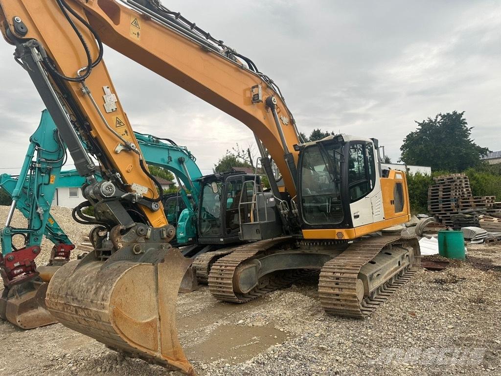 Liebherr R 922 Vikšriniai ekskavatoriai