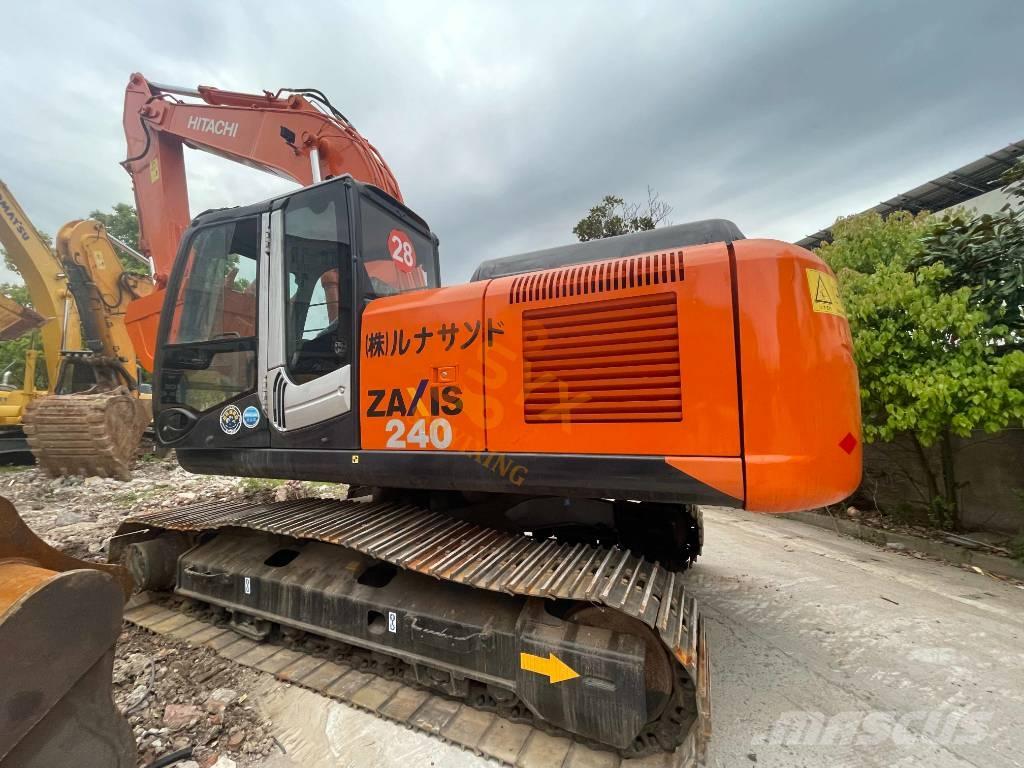 Hitachi ZX 240 Vikšriniai ekskavatoriai